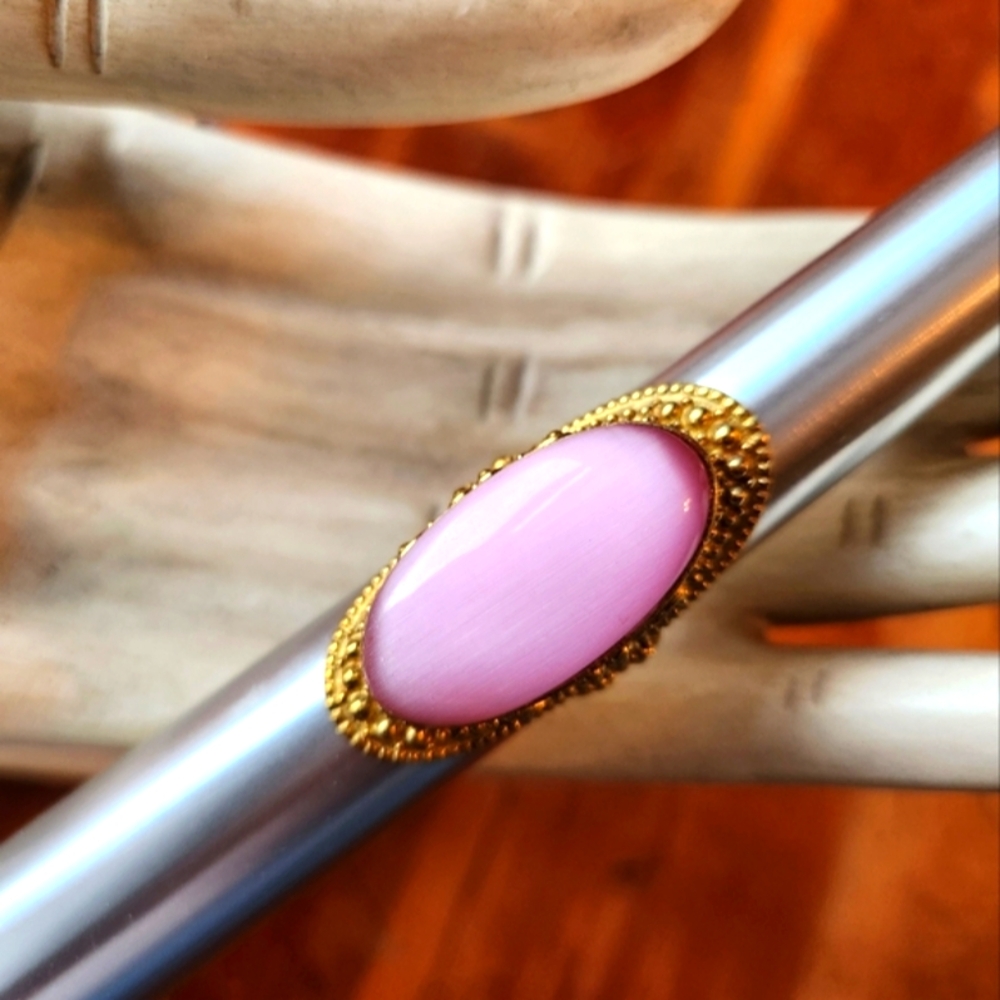 Pink Cat's Eye Statement Ring with Beautiful Filigree Detailing - Picture 5 of 16